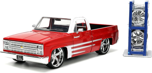 Just Trucks 1:24 1985 Chevy C10 Die-Cast Truck w/Tire Rack – Red/White