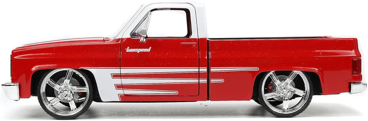 Just Trucks 1:24 1985 Chevy C10 Die-Cast Truck w/Tire Rack – Red/White