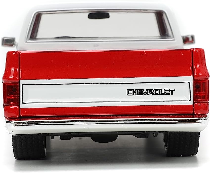 Just Trucks 1:24 1985 Chevy C10 Die-Cast Truck w/Tire Rack – Red/White