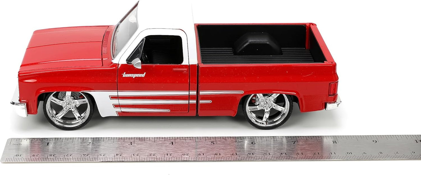 Just Trucks 1:24 1985 Chevy C10 Die-Cast Truck w/Tire Rack – Red/White