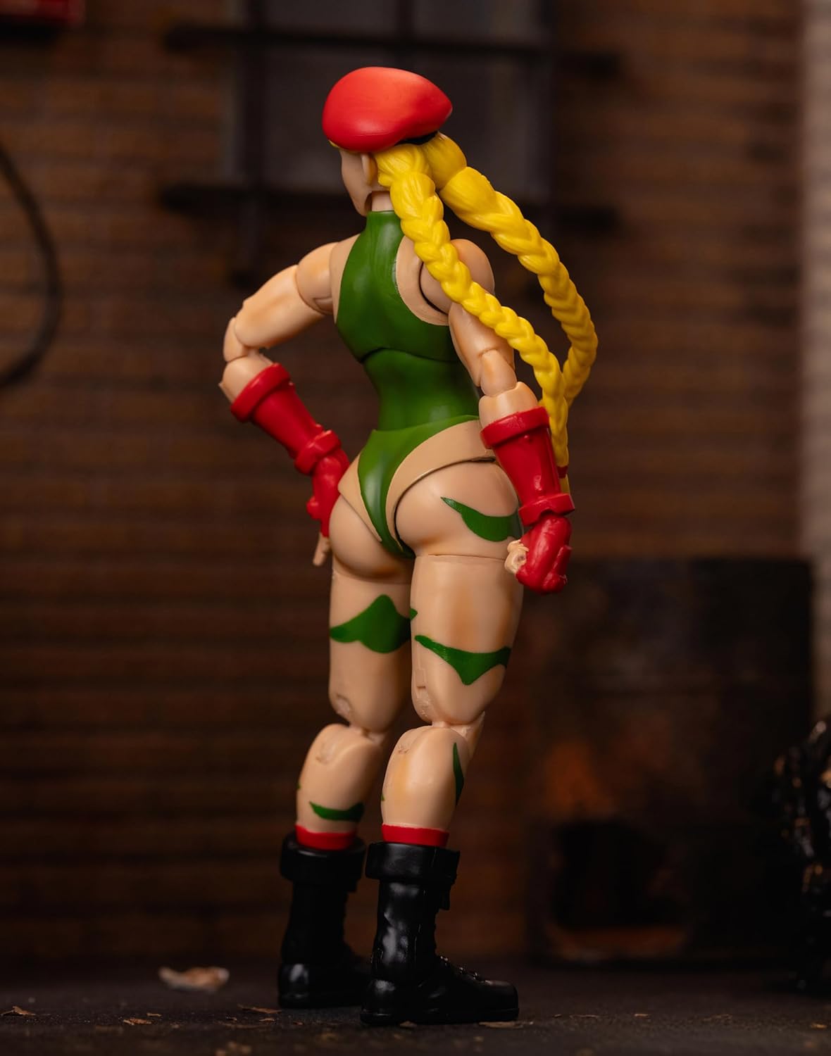 Jada Toys – Street Fighter II Cammy Action Figure – 1:12 Scale, 6" Tall