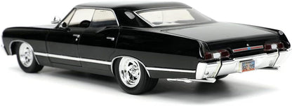 Supernatural 1:24 1967 Chevy Impala Die-cast Car w/ Dean Winchester Die-cast Figure, Toys for Kids and Adults