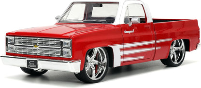 Just Trucks 1:24 1985 Chevy C10 Die-Cast Truck w/Tire Rack – Red/White