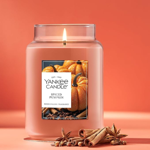 Yankee Candle Spiced Pumpkin – 22oz Large Jar, Fall Scented, 150-Hour Burn