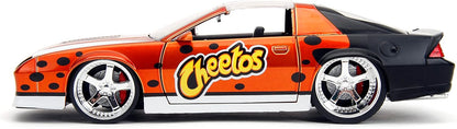 Jada Toys Cheetos 1:24 1985 Chevy Camaro Z28 Die-Cast Car & 2.75" Chester Cheetah Figure, Orange