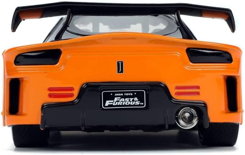 Jada Toys Fast & Furious 1:24 1995 Mazda RX-7 Widebody Die-Cast Car w/Han's 2.75" Die-Cast Figure